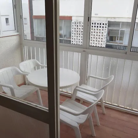Appartement Avda. Montserrat Roses
